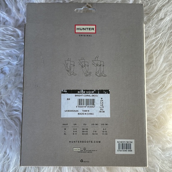 Hunter bright coral tall boot socks Medium NIB - Picture 4 of 5